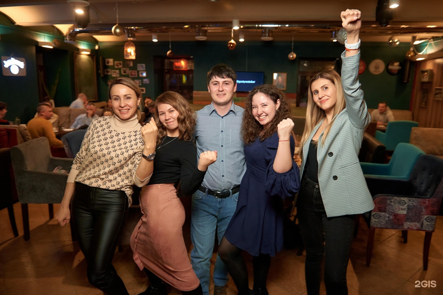 Gosty ул ленина 14 1 омск фото Gosty, караоке-рок-бар, Ленина, 14/1, Омск - 2ГИС