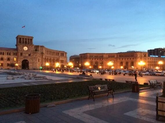 Grand ost площадь республики 1 ереван фото Must See Yerevan Yerevan, Wonder, Mansions