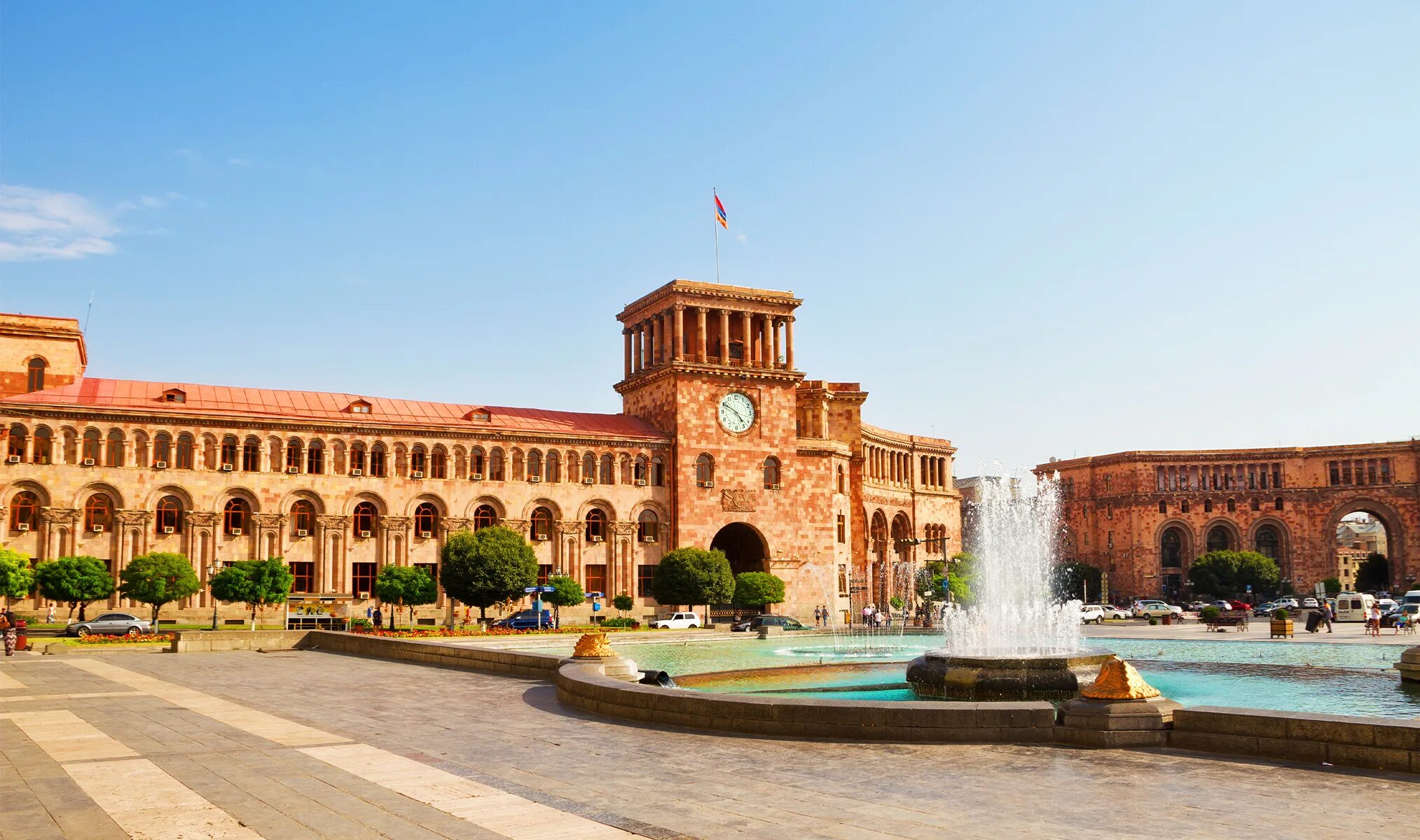 Grand ost площадь республики 1 ереван фото Топ-10 мест в Ереване, которые стоит посоветовать туристу