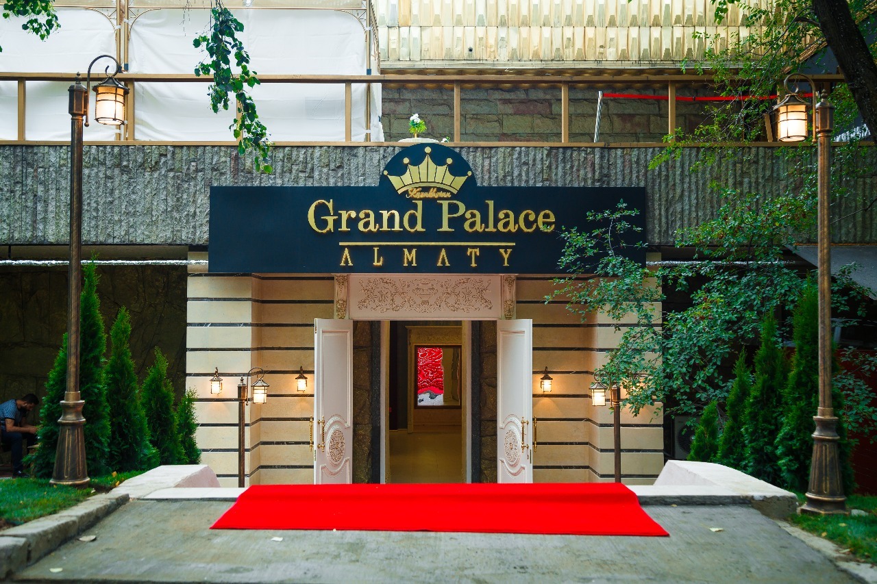 Grand palace sport октябрьский просп 180 фото Ритейл-нетворкинг: обмен опытом между лидерами отрасли