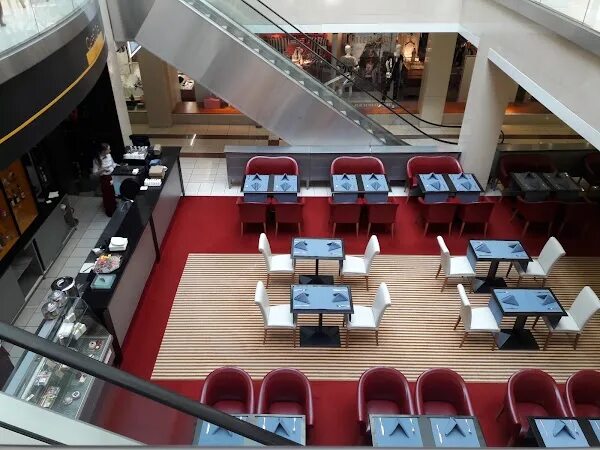 Grand palace sport октябрьский просп 180 фото Гранд Палас, +7 812 570-61-20, Невский пр., 44, Санкт-Петербург, Россия, 191186