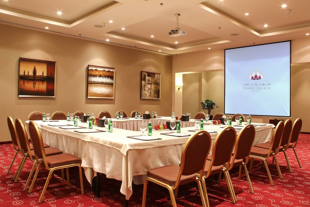 Grand palace sport октябрьский просп 180 фото Grand Palace Hotel, гостиница, Иордания, Амман, Queen Alya Street - Яндекс Карты