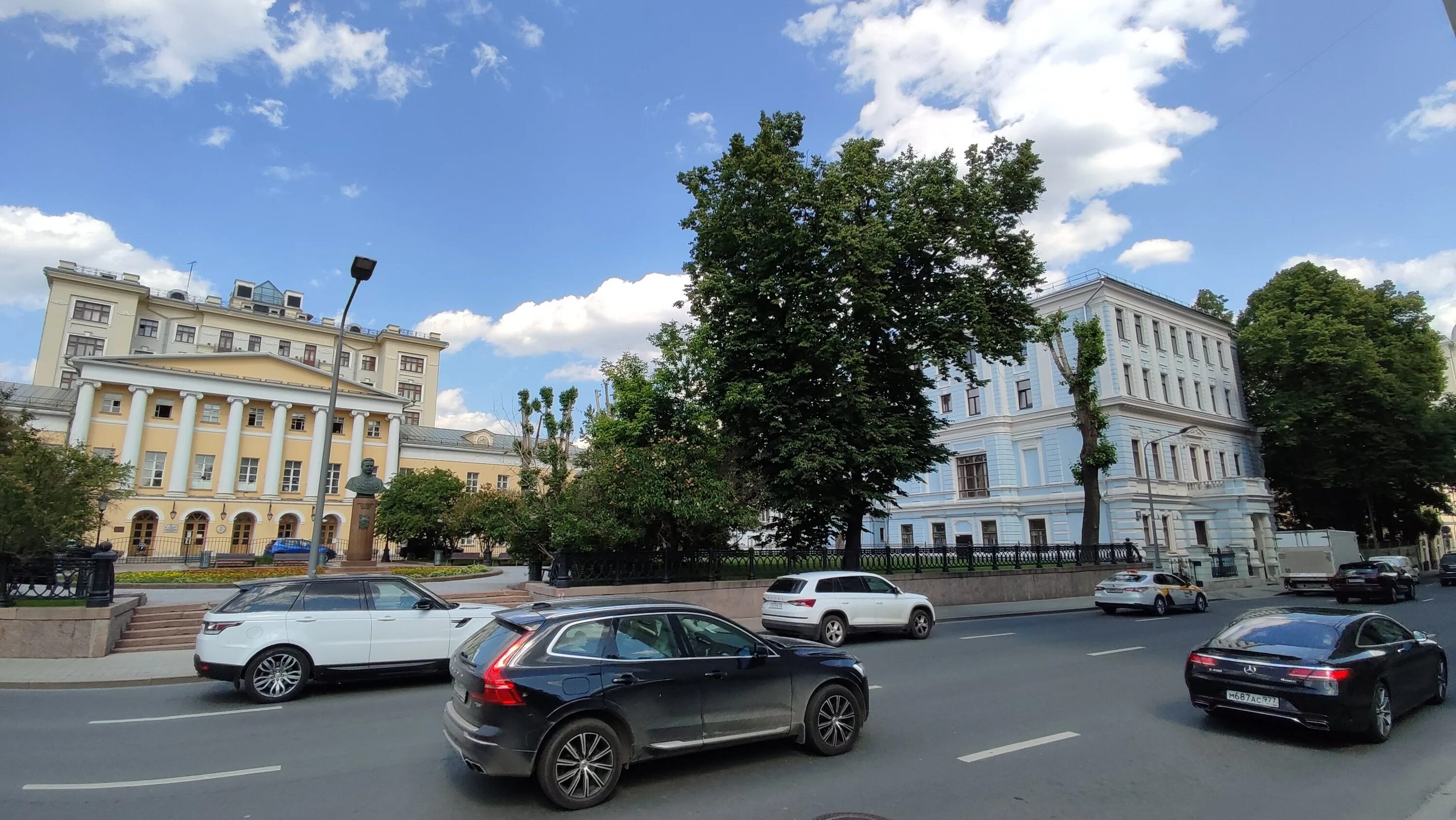 Granitreal ул знаменка 13 стр 4 фото Znamenka Street - Узнай Москву