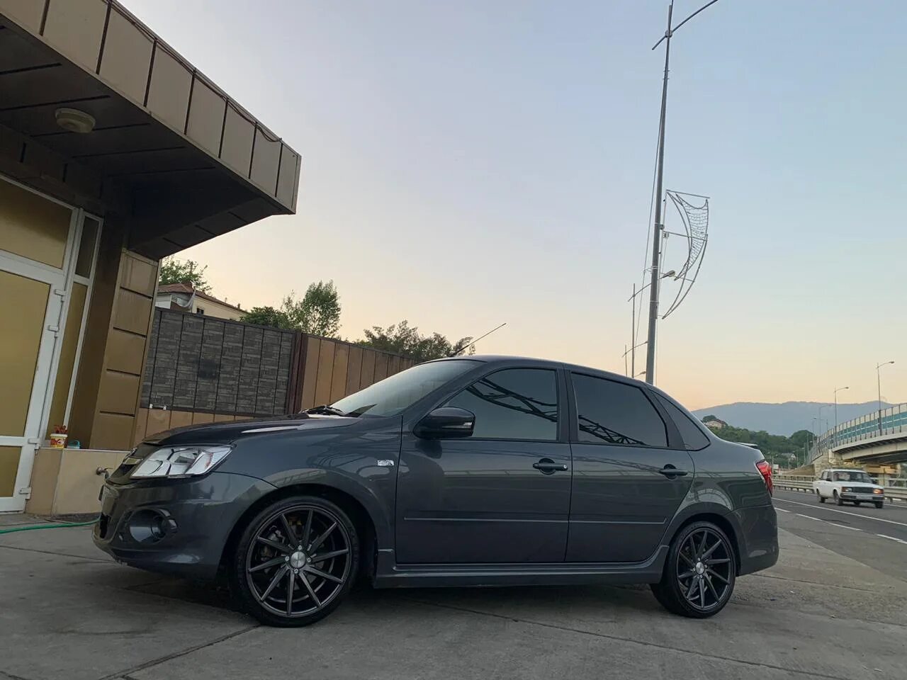 Granta первомайская ул 16 фото Диски гранта спорт - Lada Гранта, 1,6 л, 2013 года колёсные диски DRIVE2