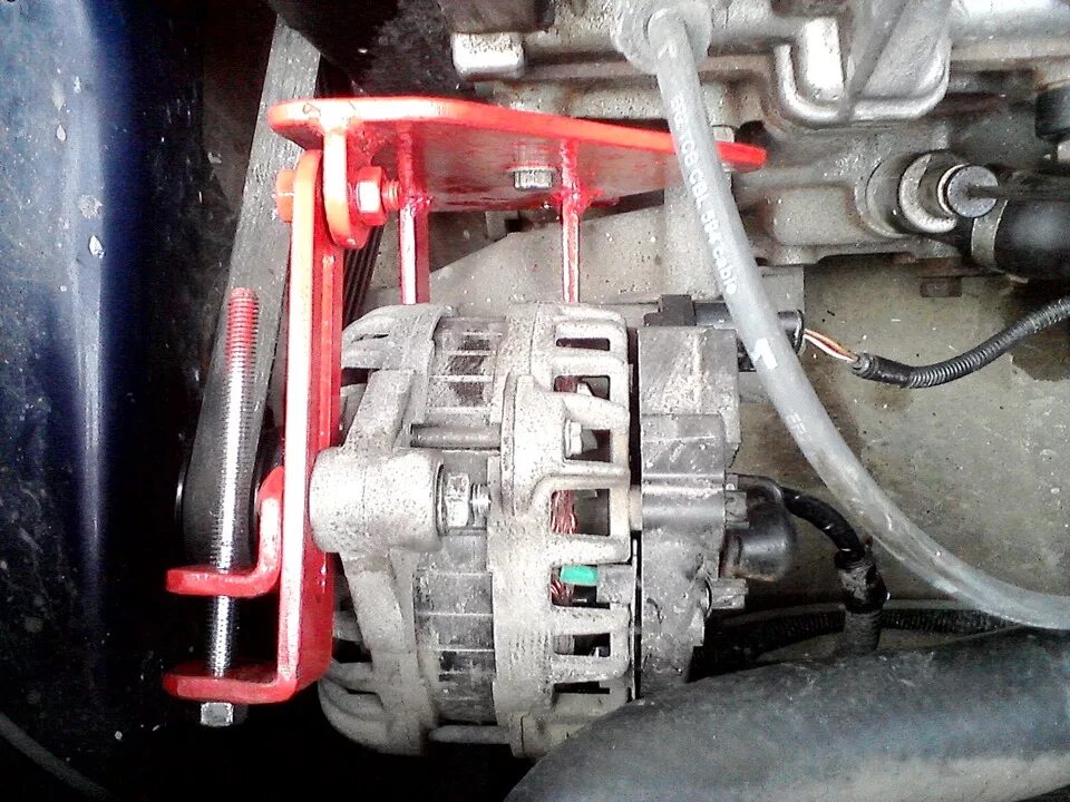 Granta подключение генератора Кронштейн генератора - Lada Гранта, 1,6 л, 2013 года своими руками DRIVE2