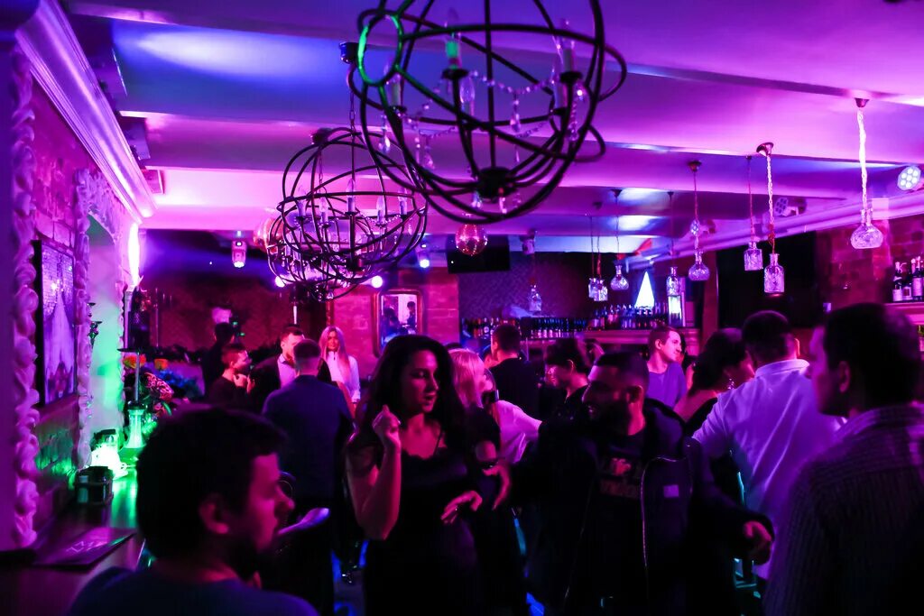 Gravity lounge ул свободы 34в ярославль фото Panorama: Grafin, karaoke, Russia, Yaroslavl, Svobody Street, 9 - Yandex.Maps