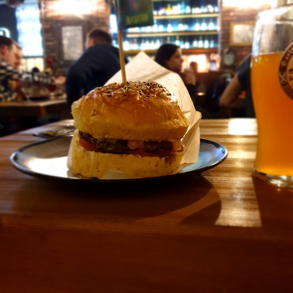 Great britain pound комсомольская ул 15 фото Great Britain Pound, pub, bar, Уфа, Комсомольская улица, 15 - Yandex Maps