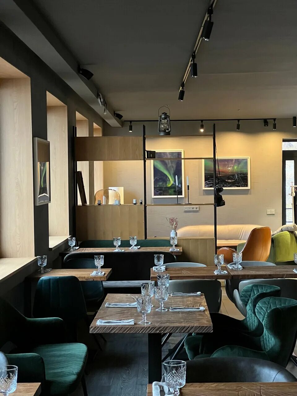 Grebeshki комсомольская ул 26 село териберка фото restaurant's Grebeshki in specifics, Комсомольская улица, 26 - Yandex Maps