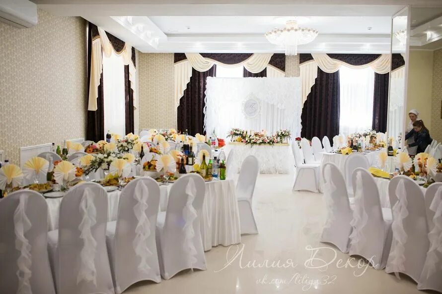 Green city просп ленина 7 брянск фото Фото 5795092 - Студия свадебного декора и флористики "Лилия"