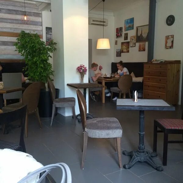 Green dog ул бутлерова 45 фото Tips Anton di Green Dog