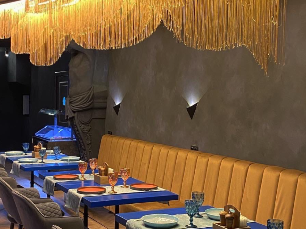 Green hall ул николаева 47 фото Green Hall (Грин Холл) - Каменск-Уральский, Октябрьская, 17: цены 2024, фото и о