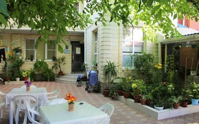 Green house крымская ул 177 анапа фото Ediroz Na Kryimskoy Guest House в Анапе 8 отзывов об отеле, цены и фото номеров 