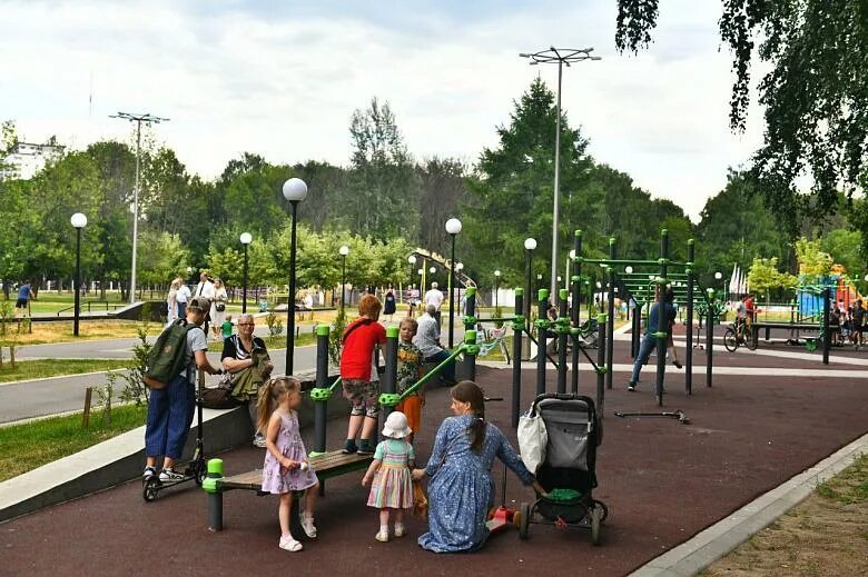 Green park ярославль ул клубная фото В Ярославле комиссия не приняла благоустройство Юбилейного парка, которое делал 