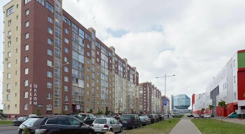 Green ул петра мстиславца 11 фото Апартаменты На Мстиславца, дом на Натсейной улице, жильё посуточно, Беларусь, Ми