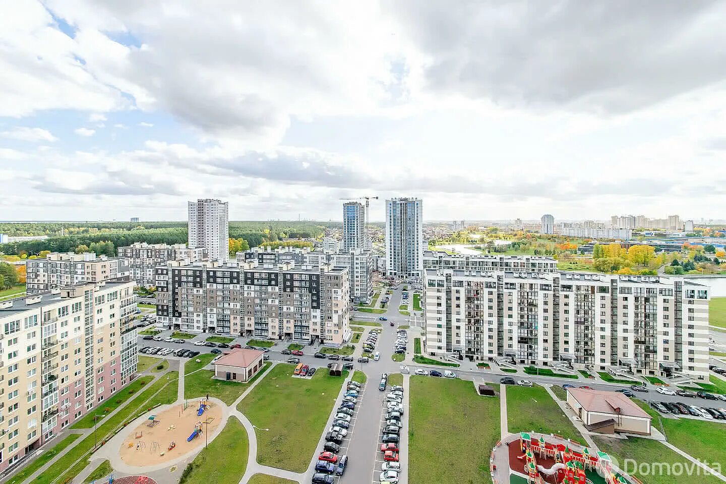 Green ул петра мстиславца 11 фото Снять 1-комнатную квартиру на сутки по ул. Петра Мстиславца, д. 8 в Минске Перво