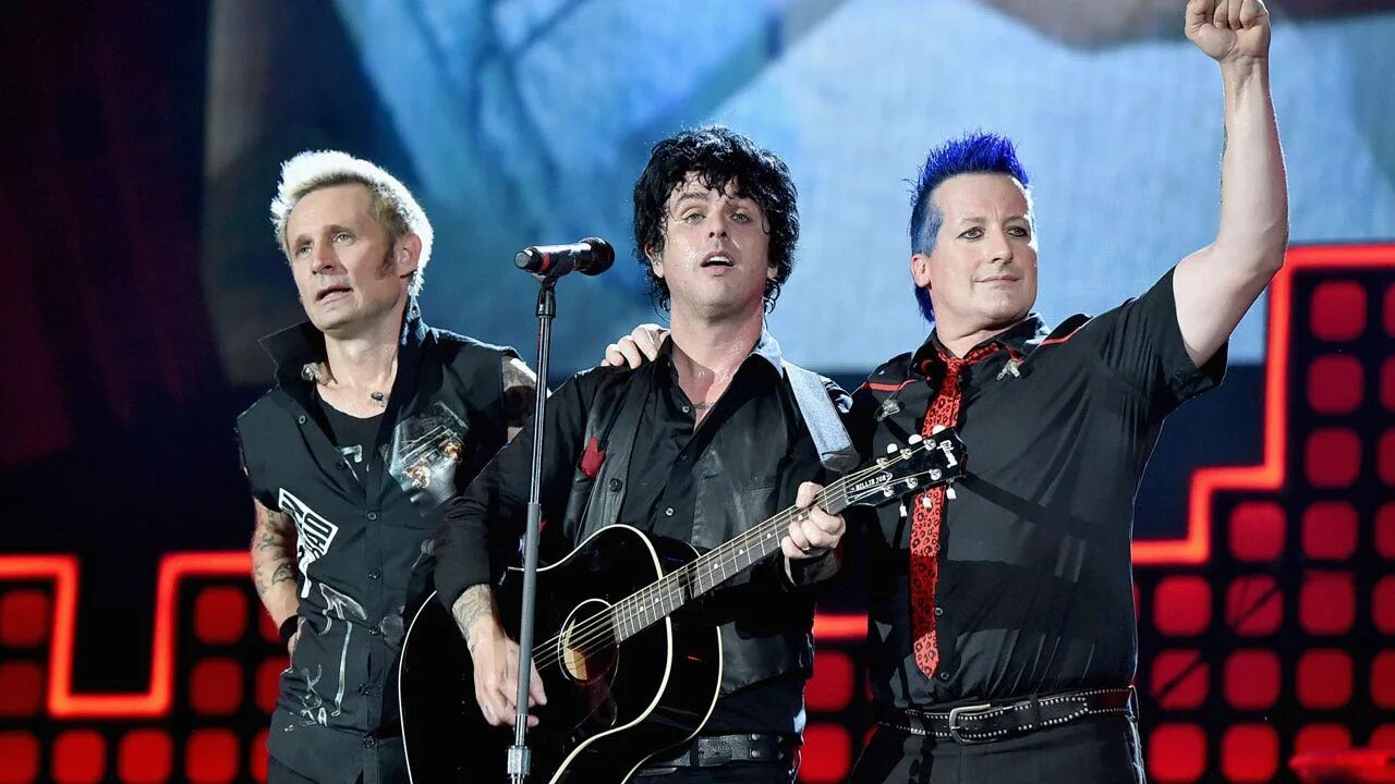 Greenday 4 поселок спартак фото Russia-Ukraine war prompts Green Day to cancel upcoming show in Moscow Fox News
