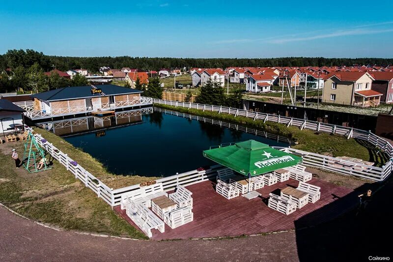 Greenday центральная ул 1б д сорокино фото Фото: Сова Сойкино, база, дом отдыха, Центральная ул., 29Б, д. Сойкино - Яндекс 