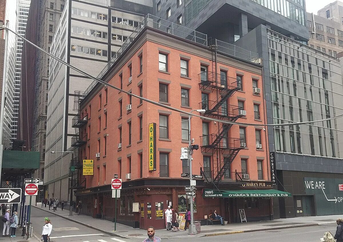 Greenwich советская ул 29 фото Файл:Manhattan, Greenwich Street and Cedar.jpg - Википедия