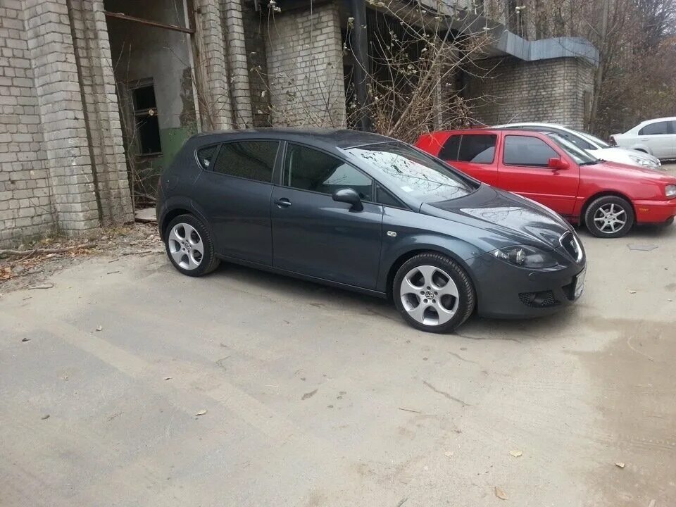 Grei leon пролетарская ул 17а фото Купить б/у SEAT Leon II 1.6 MT (102 л.с.) бензин механика в Москве: серый Сеат Л