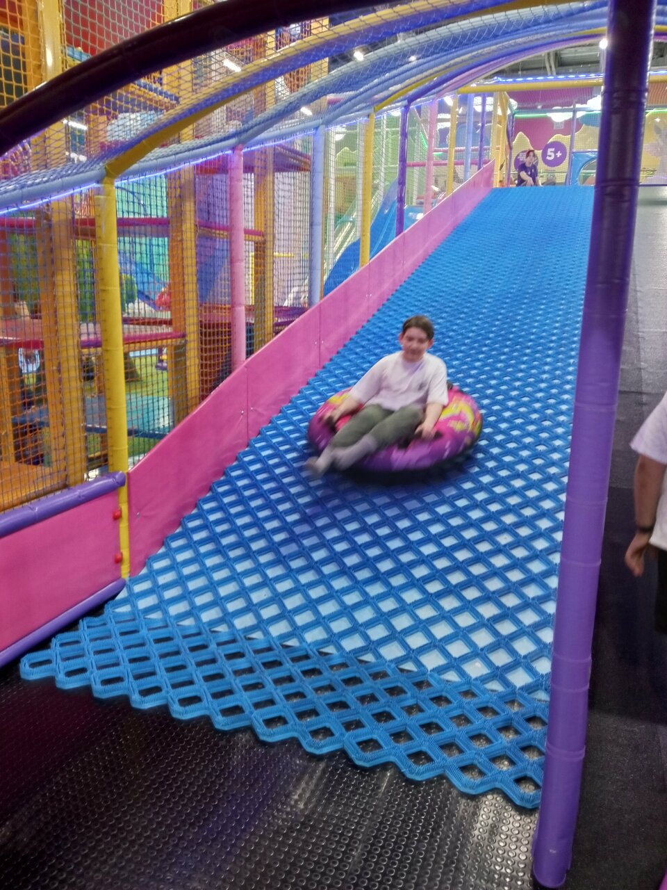 Grek land ул алексеева 54а фото Фото: Grek Land, парк аттракционов, ул. Алексеева, 54А, Красноярск - Яндекс Карт