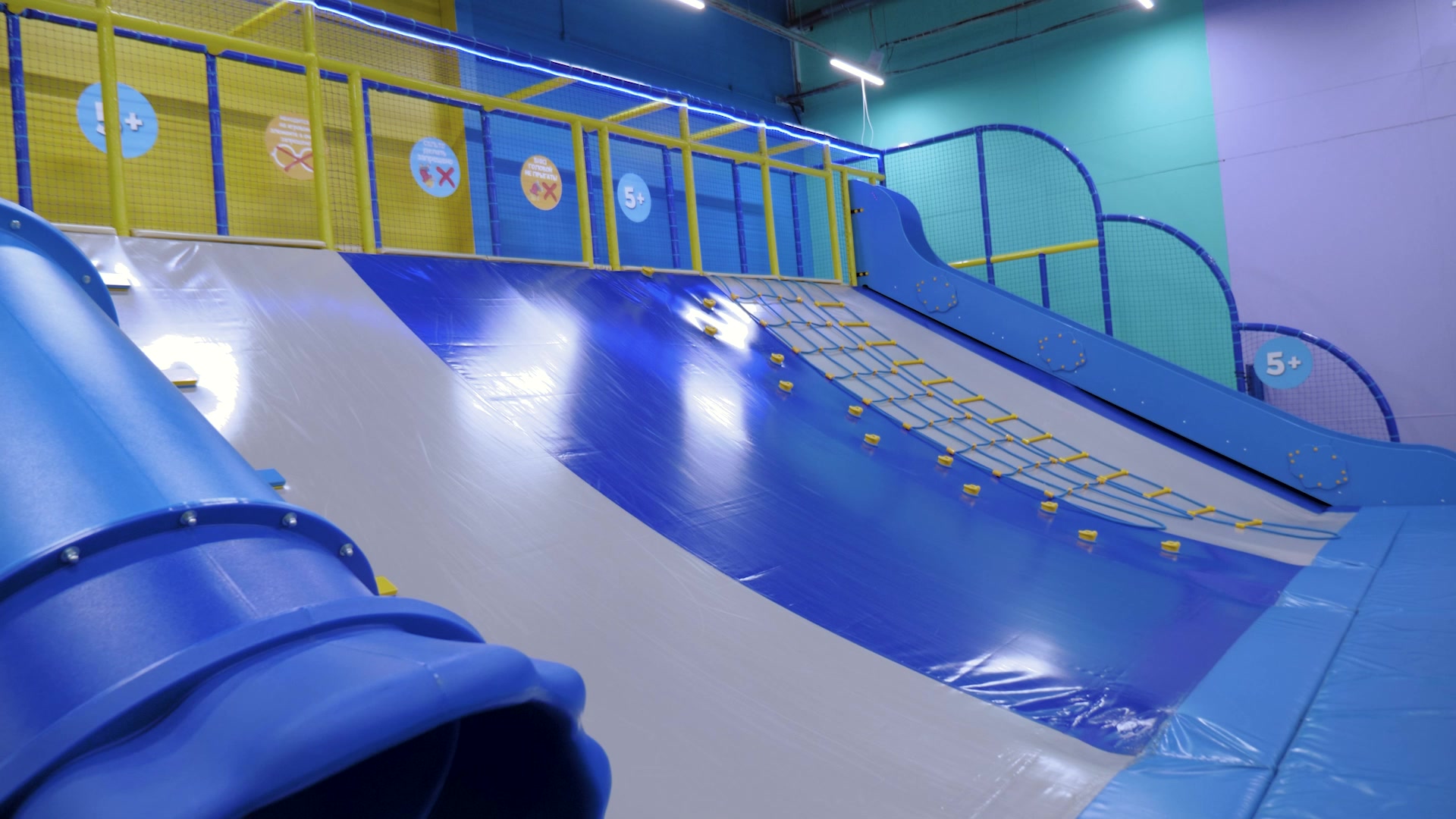 Grek land ул алексеева 54а фото Туалет для людей с инвалидностью - парки аттракционов в Красноярске, парки аттра