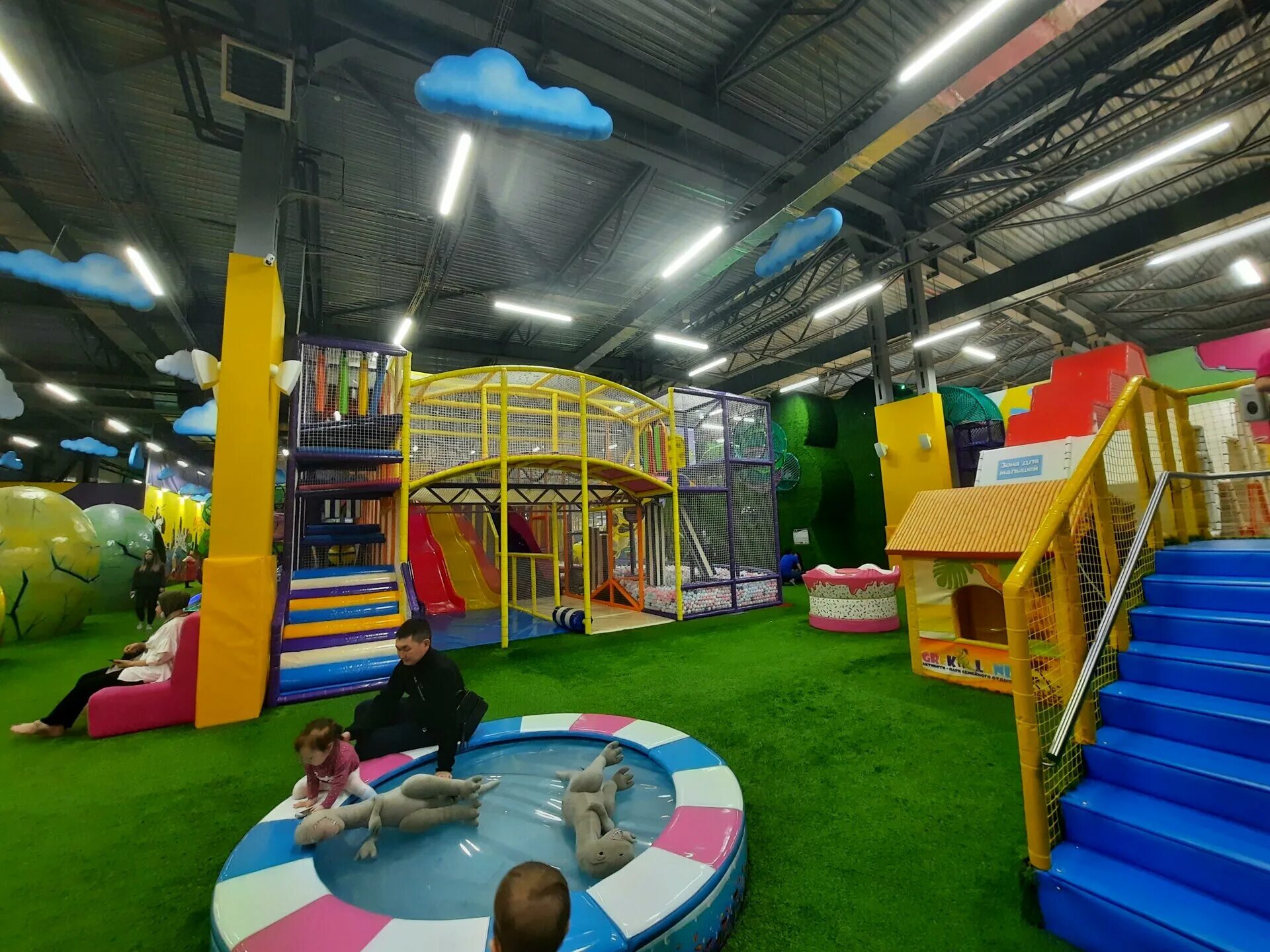 Grek land ул алексеева 54а красноярск фото Греколенд красноярск