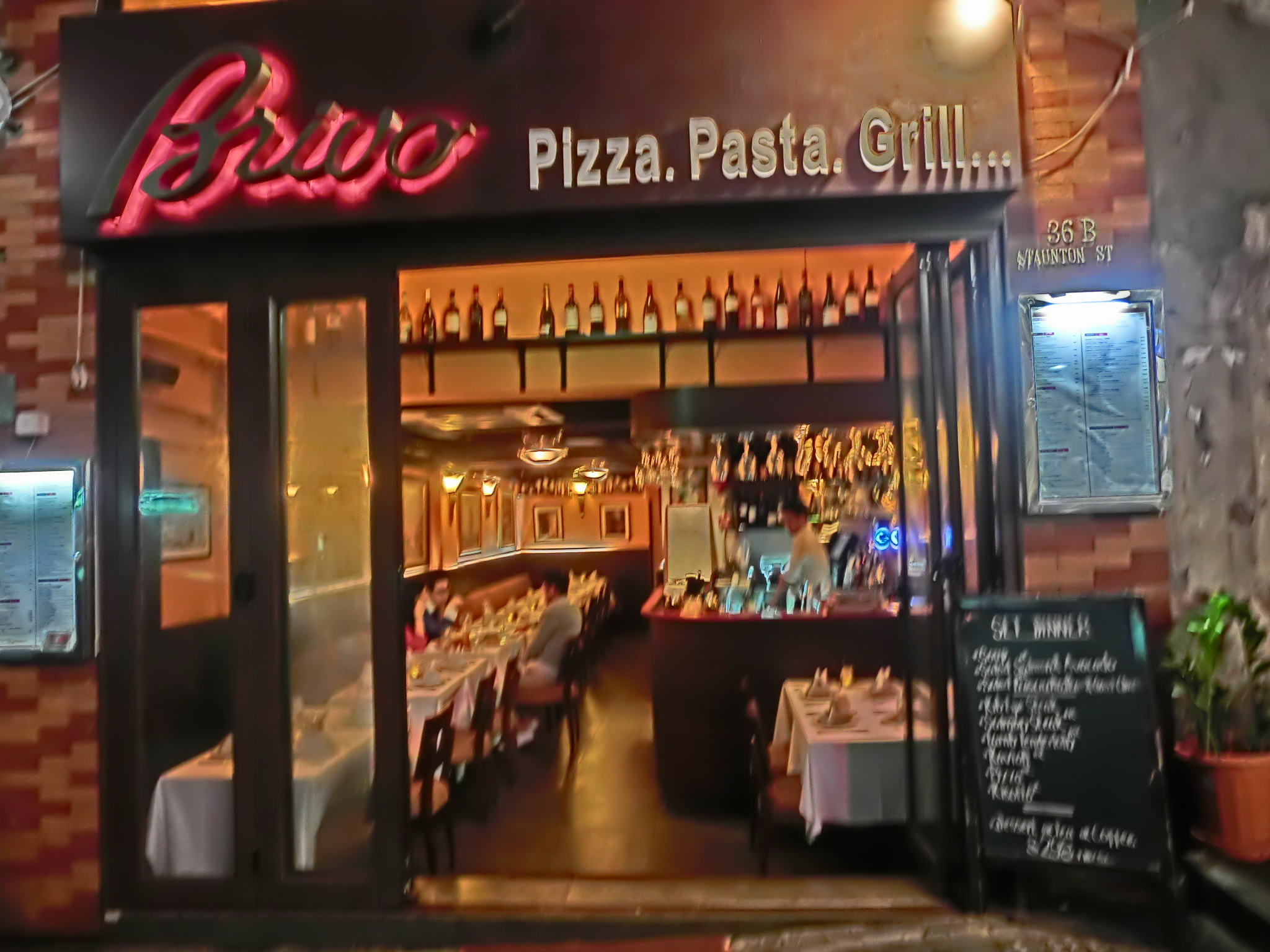 Grill pasta университетская ул 15 фото File:HK Central Soho night Staunton Street restaurant Brivo Pizza Pasta & Grill 