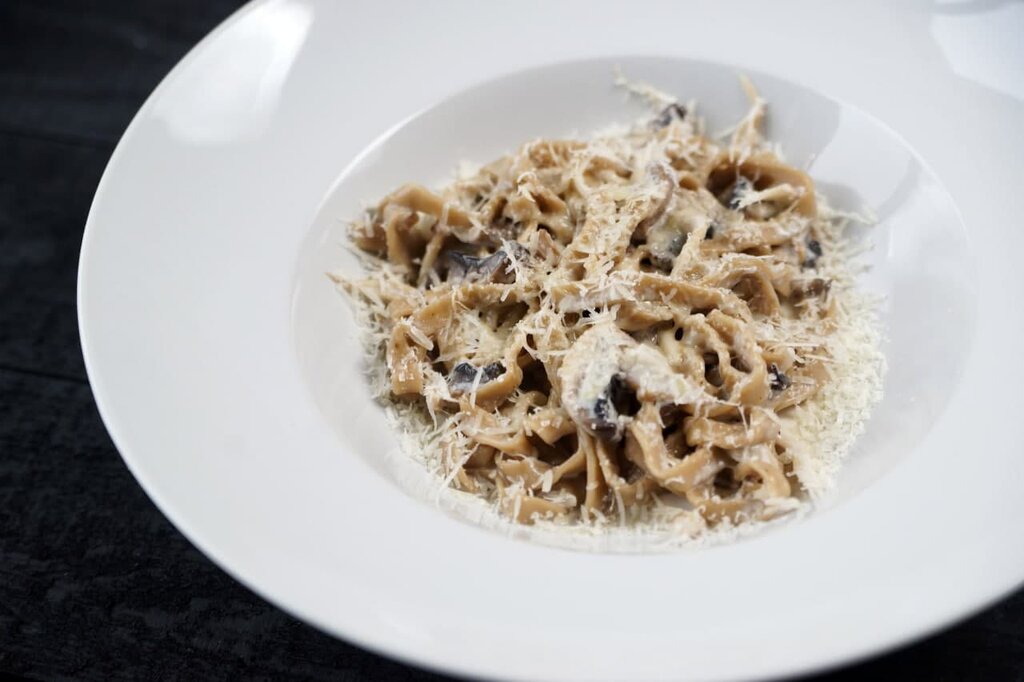 Grill pasta университетская ул 15 фото Грибная Тальятелле с трюфельным ароматом и пармезаном - Grill & Pasta - Рест