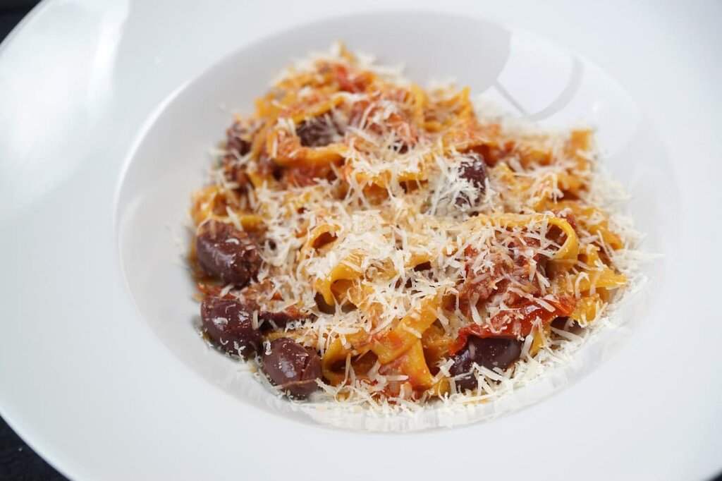 Grill pasta университетская ул 15 фото Паста с курицей и грибами - Grill & Pasta - Ресторан