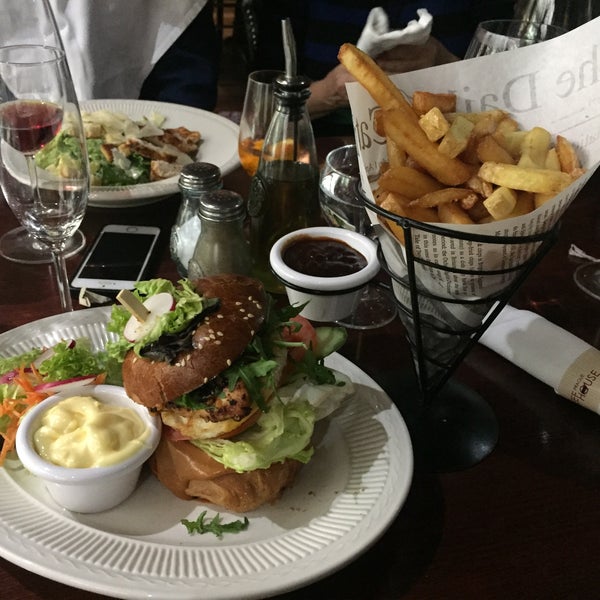 Grill pasta университетская ул 15 фото Foto di Butcher's Grill & Pasta (Sekarang Ditutup) - Restoran Amerika di Praha 1