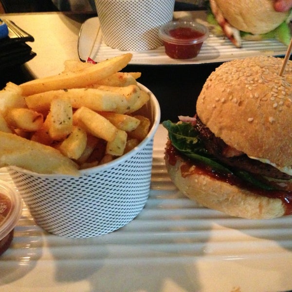 Grill точка первомайская ул 20 фото Foto di Grill'd - Point Cook, VIC