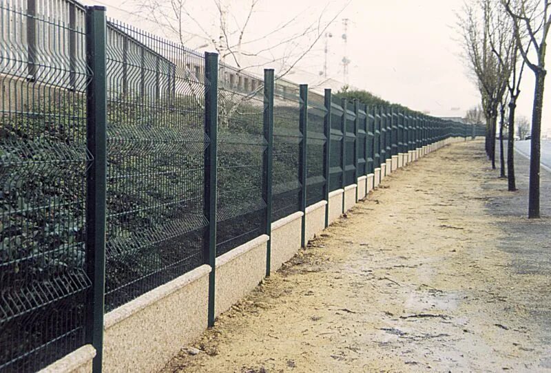 Grillage 15 предмостный микрорайон фото Être découragé Populaire amical soubassement beton grillage amazon pauvres Dicte