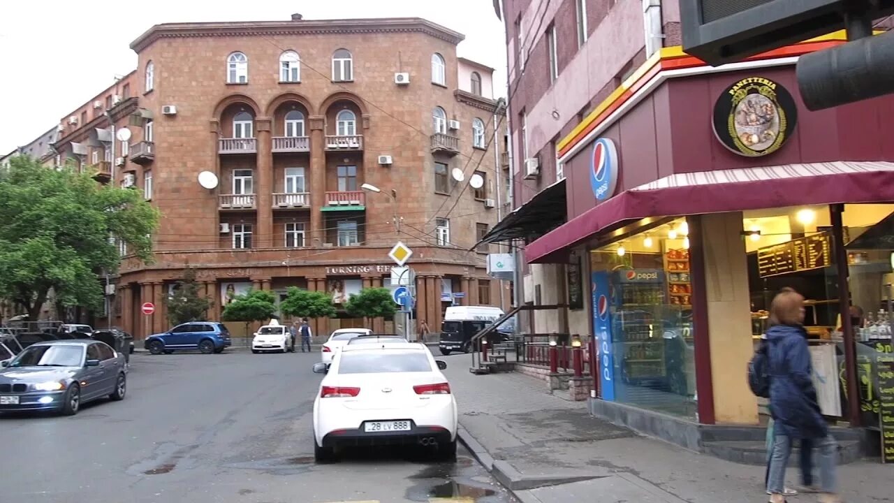 Grillian ул туманяна 32 14 фото Yerevan, 07.05.17, Su, Video-2, (на рус.), Улица Туманяна. - YouTube
