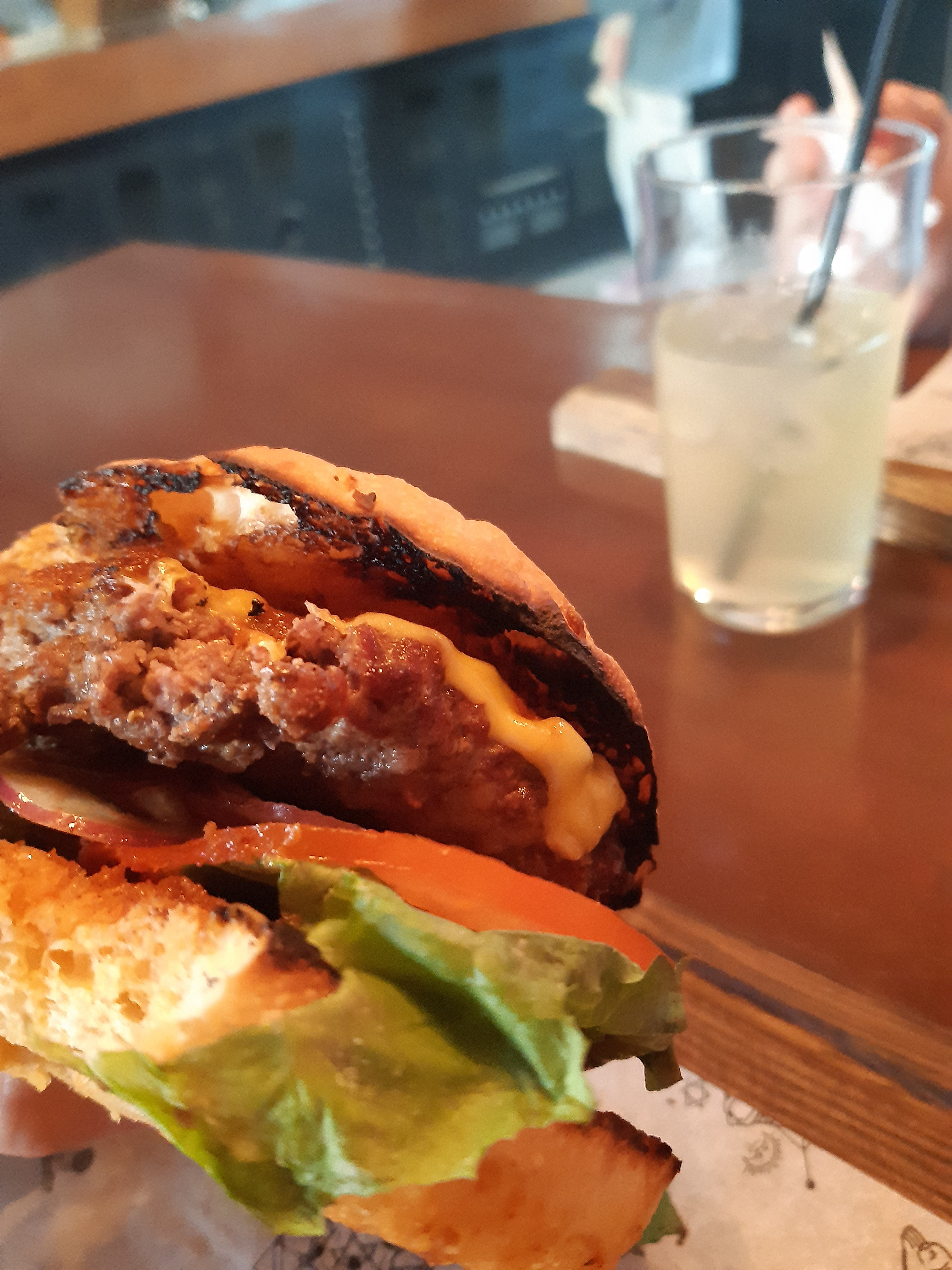 Grillzon ул братьев кашириных 95б челябинск фото Grillzon, стейк-бар в Челябинске - отзыв и оценка - ks2807