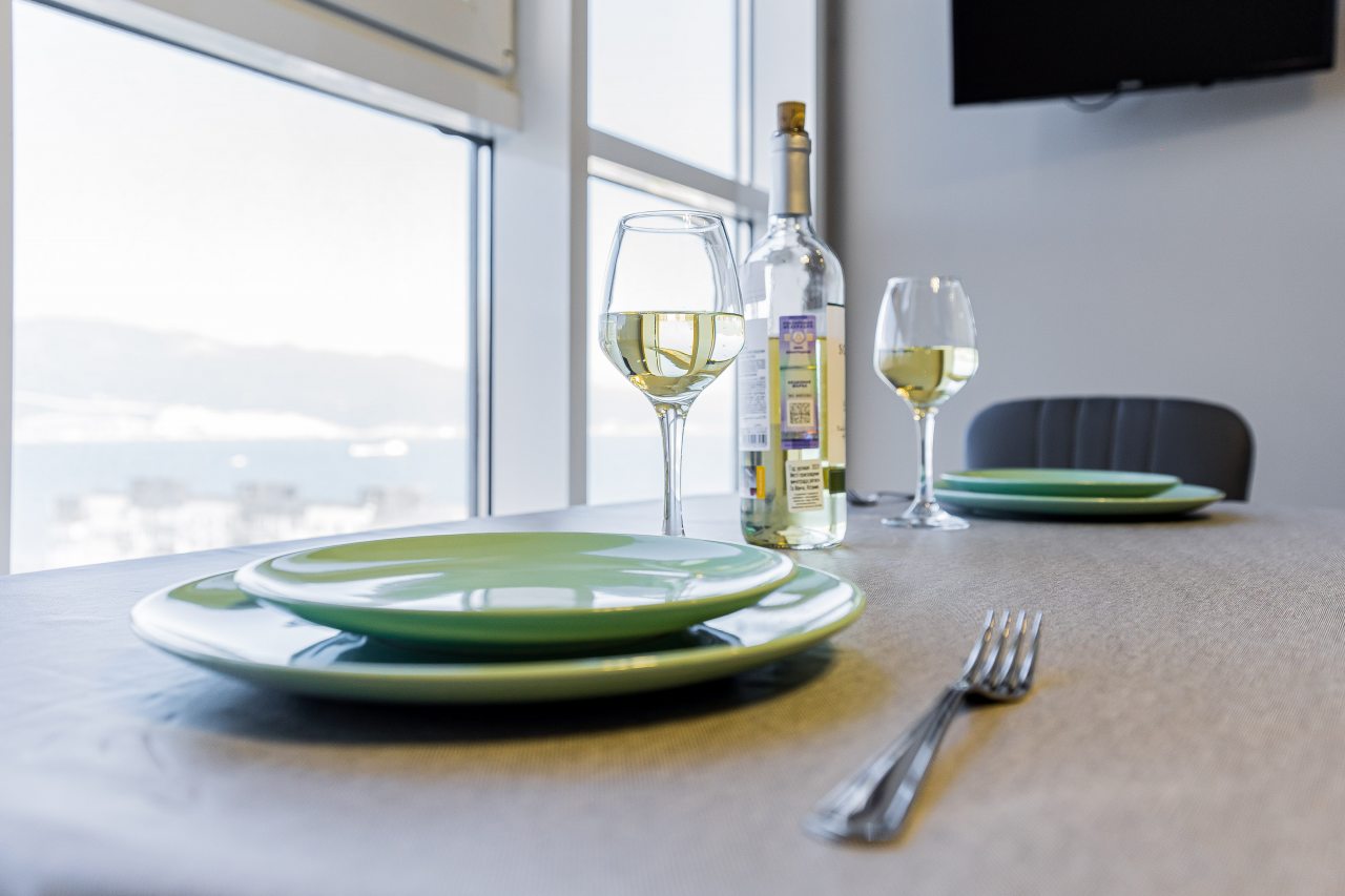 Grimerka ул энгельса 95 фото и видео Апартаменты Квартира класса люкс от LetoApart, Новороссийск, цены от 4200 руб. п