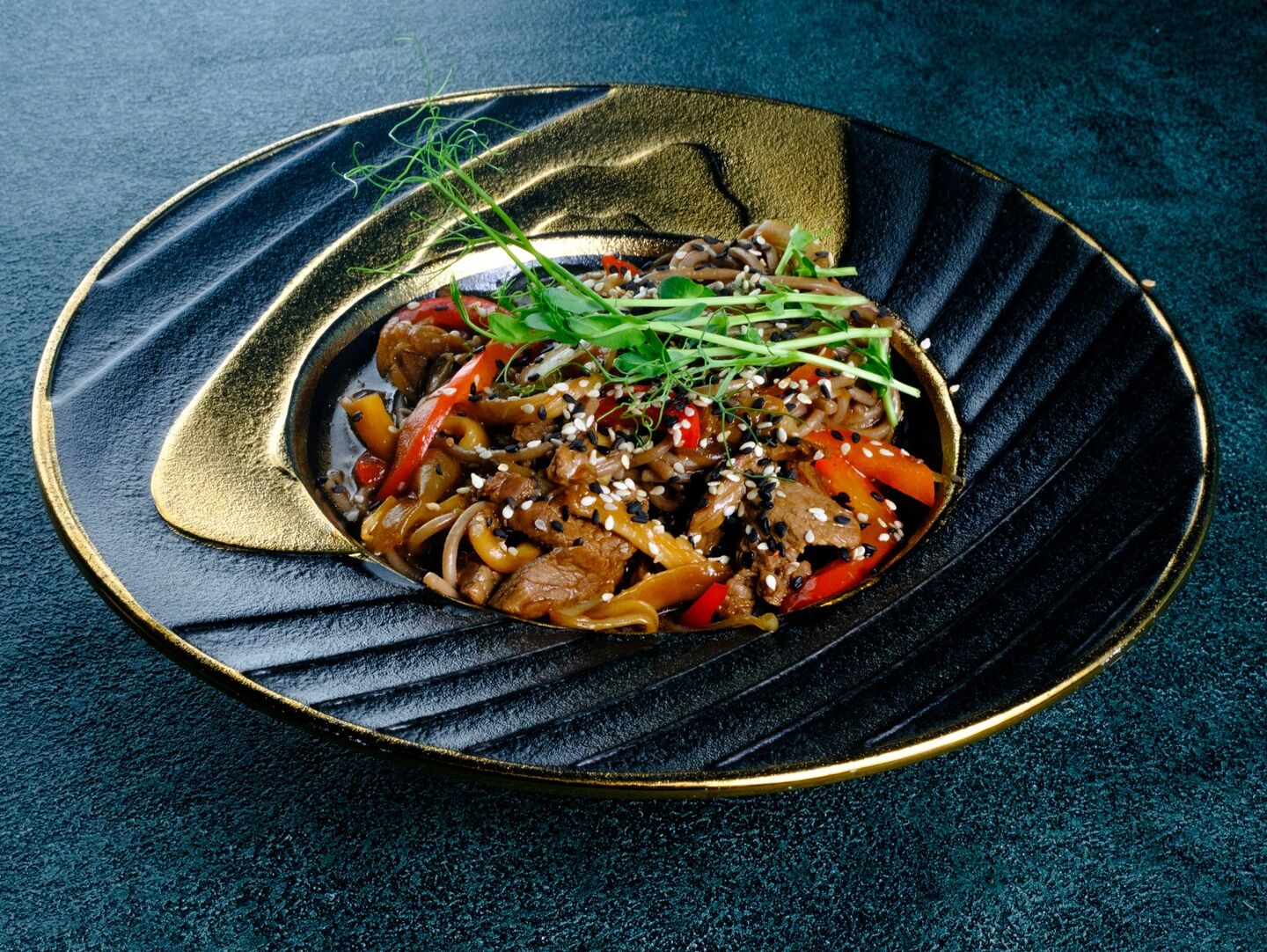 Grizzly sky ул 8 марта 36 фото Соба со свининой и сладким чили - Grizzly Food - Кальян-бар