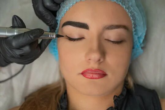 Grushka перманентный макияж Permanent Eyeliner Зображення - огляд 2,550 Стокові фото, векторні зображення й 