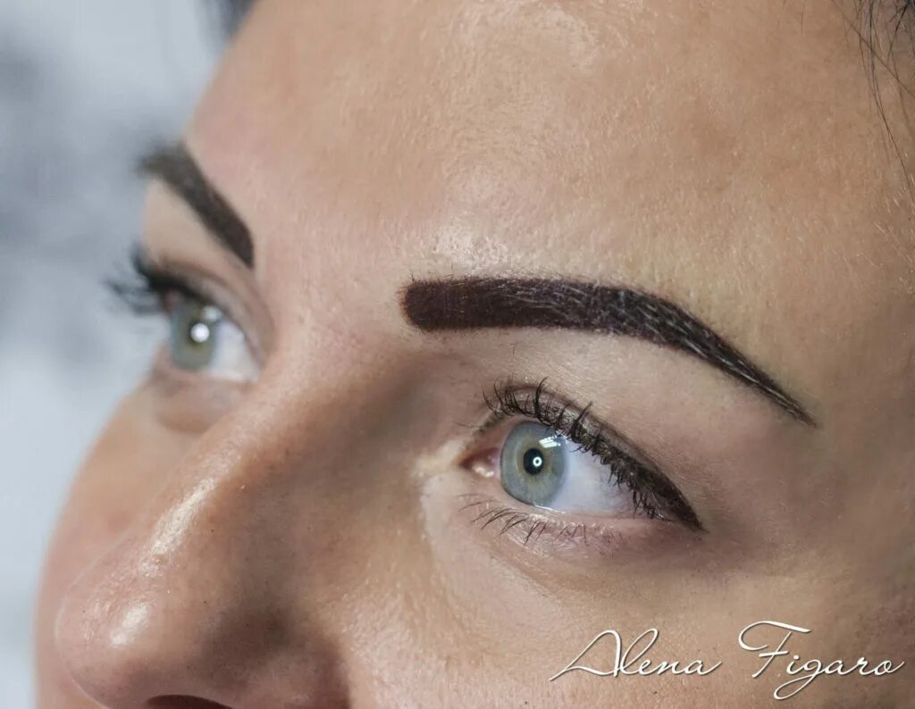 Grushka перманентный макияж бровей Татуаж бровей в теневой технике в СПб - master-tatuazha
