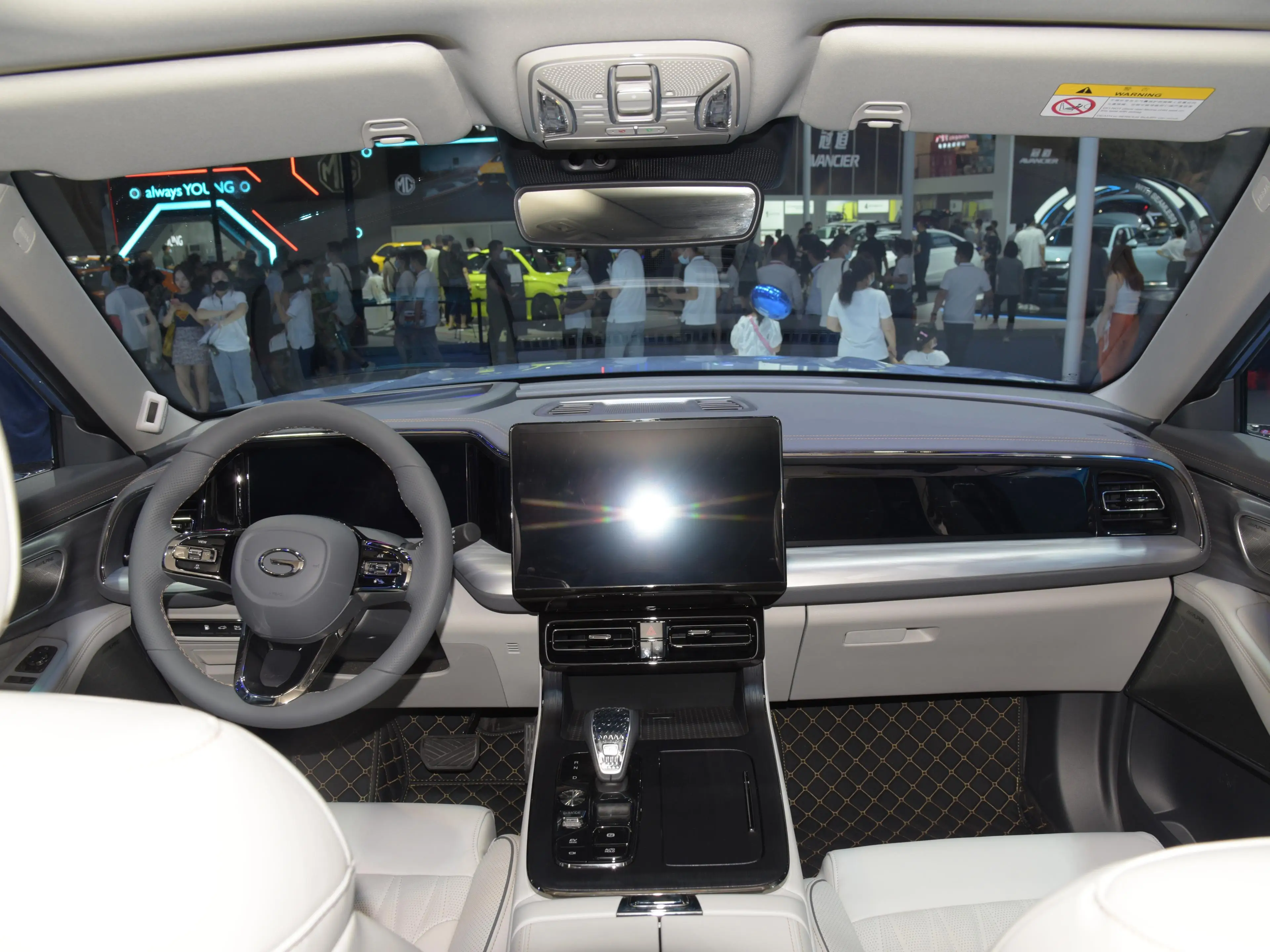 Gs8 фото салона Gac Gs8 Trumpchi Hybrid Cars 2023 190ps 7 Seat Plus 4wd Suv For Sell - Buy Elect