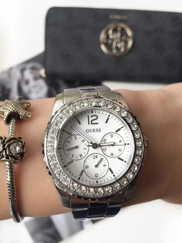 Guess фото часов Mijiedarboties sfēra Šausmas купить часы guess Uzmanību svinības Citas vietas