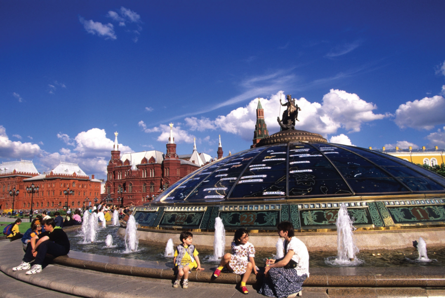 Guess москва манежная площадь фото Прикосновение к шарму 90-х. soullaway soullaway Дзен