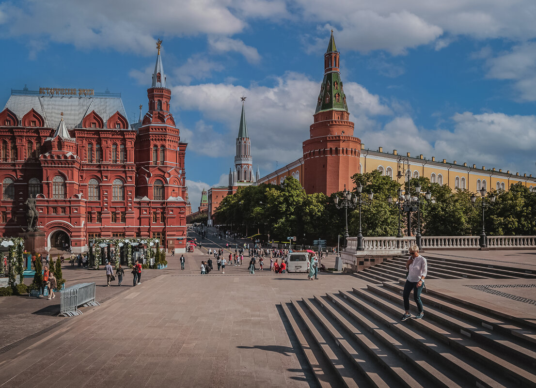 Guess москва манежная площадь фото Манежная площадь у Красной площади. :: Dietmar - Социальная сеть ФотоКто