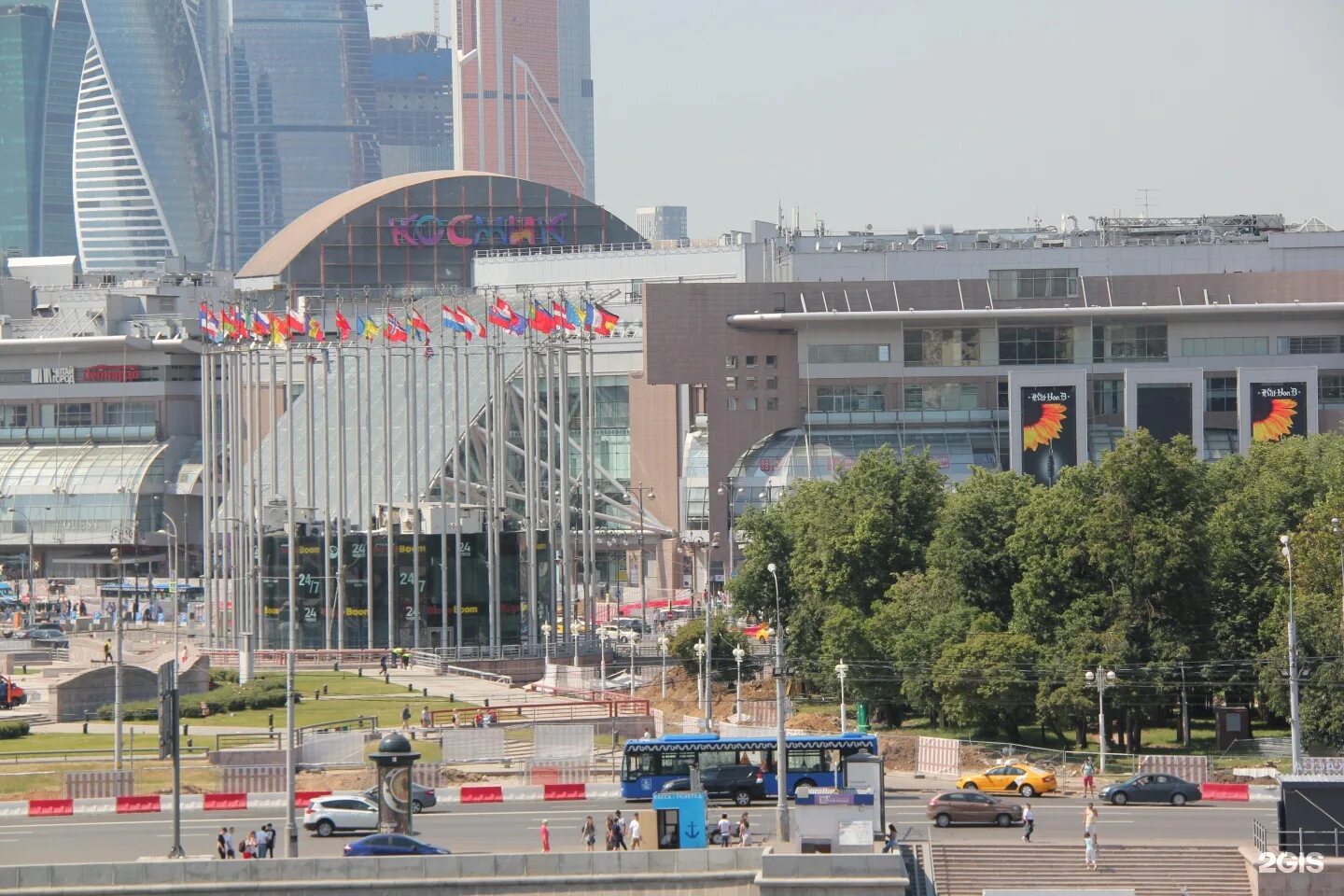 Guess площадь киевского вокзала 2 фото Пл киевского вокзала 2: найдено 76 картинок