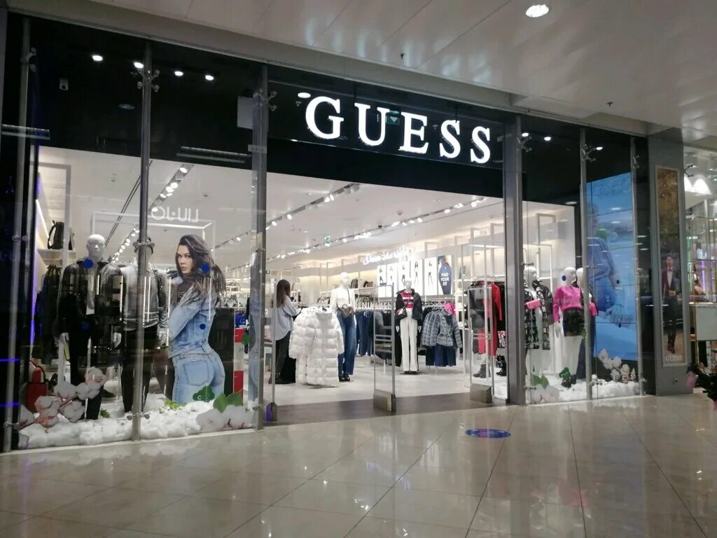 Guess площадь киевского вокзала 2 фото Guess, clothing store, Russia, Moscow, Kiyevskogo Vokzala Square, 2 - Yandex.Map