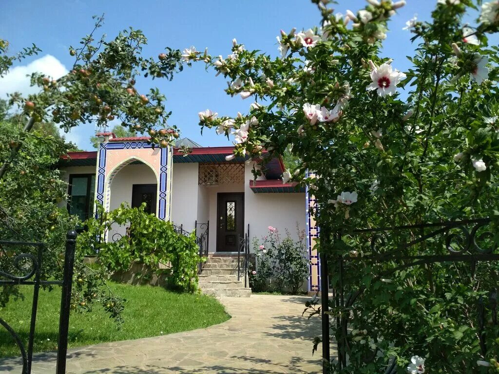 Gunesh ул свободы 44б старый крым фото Фото: Старый Крым, ресторан, Россия, село Кипарисное, Алуштинская ул., 1А - Янде