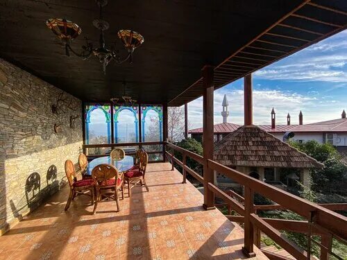 Gunesh ул свободы 44б старый крым фото ГОСТИНИЦА ОТЕЛЬ СТАРЫЙ КРЫМ В КИПАРИСНОМ - Яндекс Путешествия