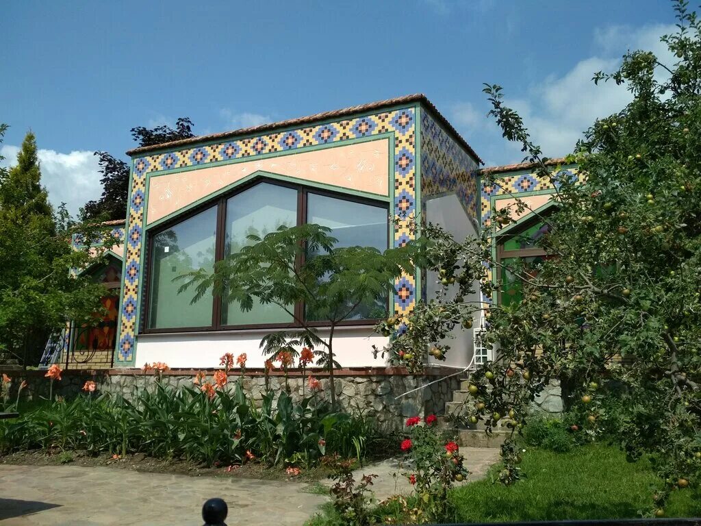 Gunesh ул свободы 44б старый крым фото Старый Крым, ресторан, Алуштинская ул., 1А, село Кипарисное, Россия - Яндекс Кар