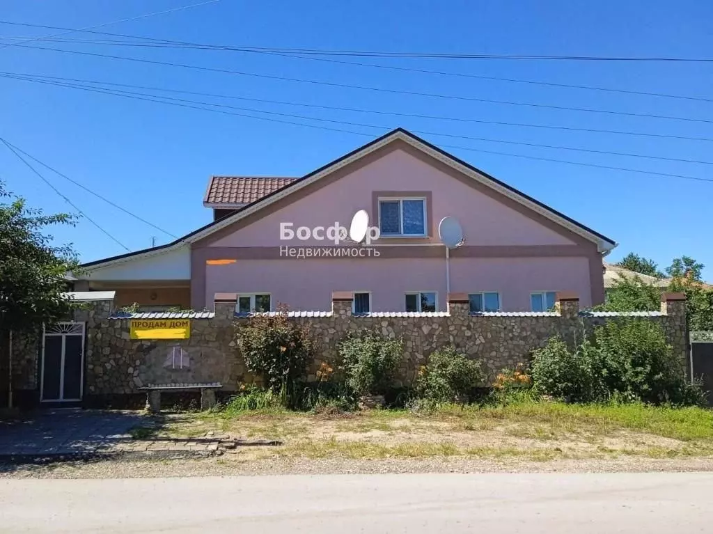 Gunesh ул свободы 44б старый крым фото Дом в Крым, Кировский район, Старый Крым городское поселение ул. ., Купить дом в