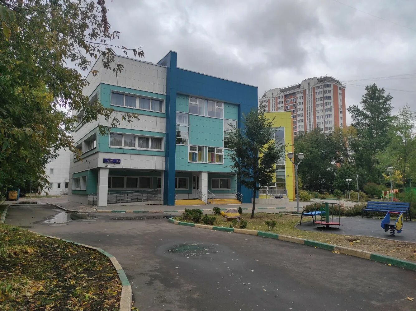 Gusikids ясный пр 4 корп 3 фото Фото: Школа № 285 имени В. А. Молодцова, корпус № 12, детский сад, ясли, Ясный п