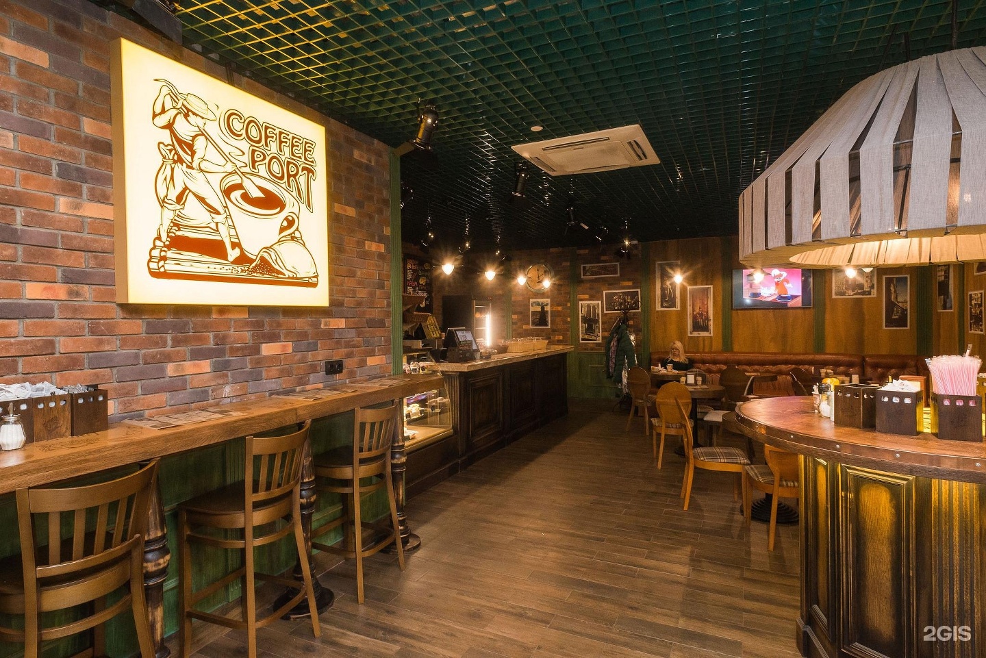 Gussi coffee московская ул 74 фото Кофепорт, кофейня, БЦ РТС, Дмитровское шоссе, 85, Москва - 2ГИС